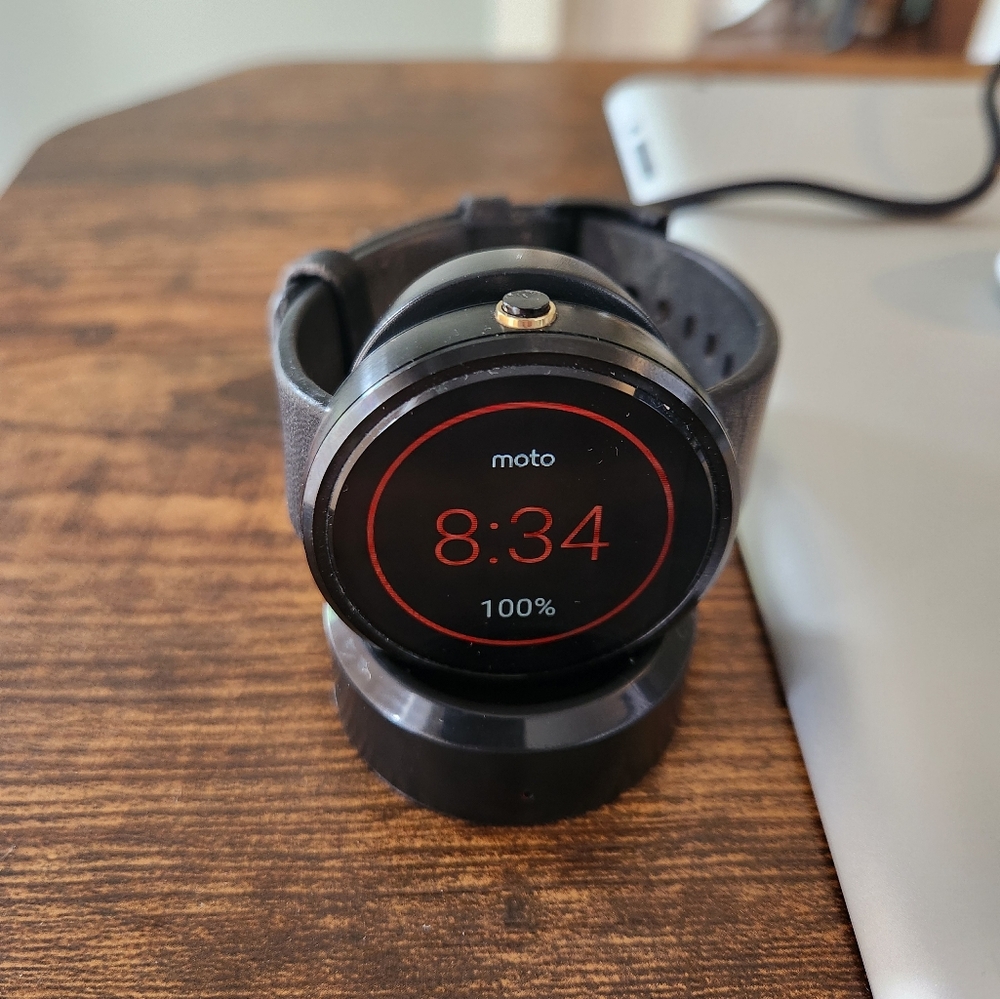 Moto 360 1st Gen Smartwatch